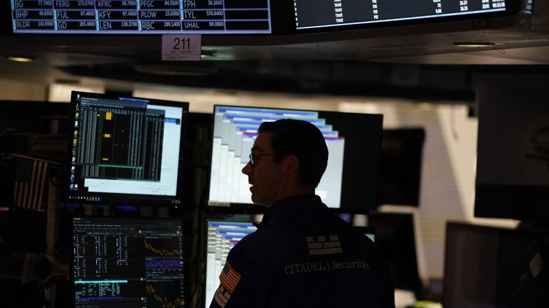 DeepSeek: La IA china que desplomó a Nvidia y sacude a Wall Street