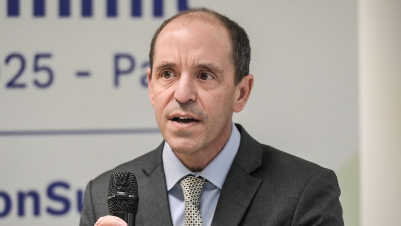 Guerra de titanes: ¿Por qué OpenAI se niega a financiar campañas políticas?