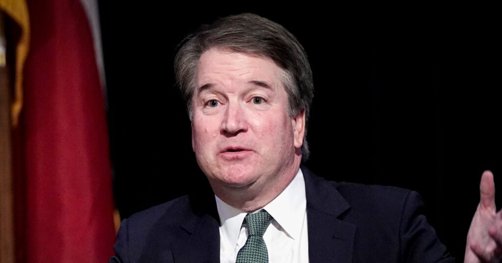 Kavanaugh: Fallos 'impopulares' pueden ser la base de la ley constitucional